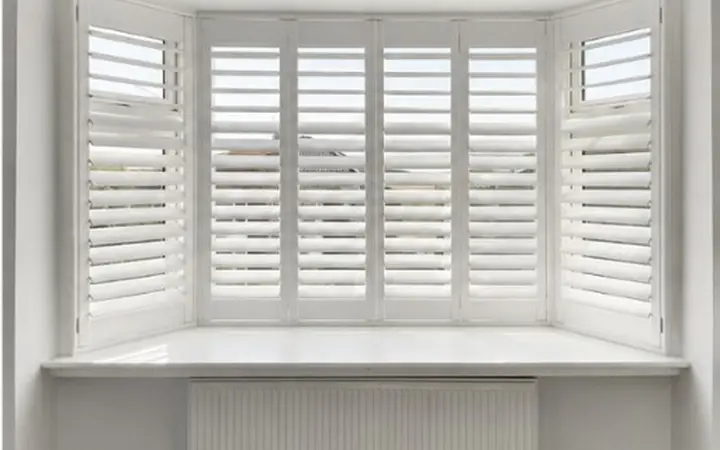 Display bay shutters in Pontefract, Pontefract, West Yorkshire